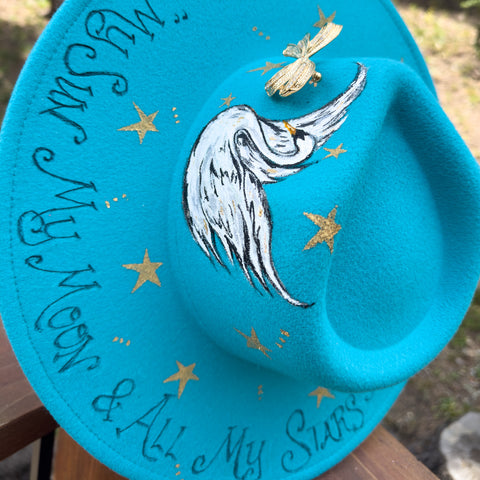 "My Moon and Stars" Swan Turquoise Vegan Felt Hat with Vintage Gold Bow Pin
